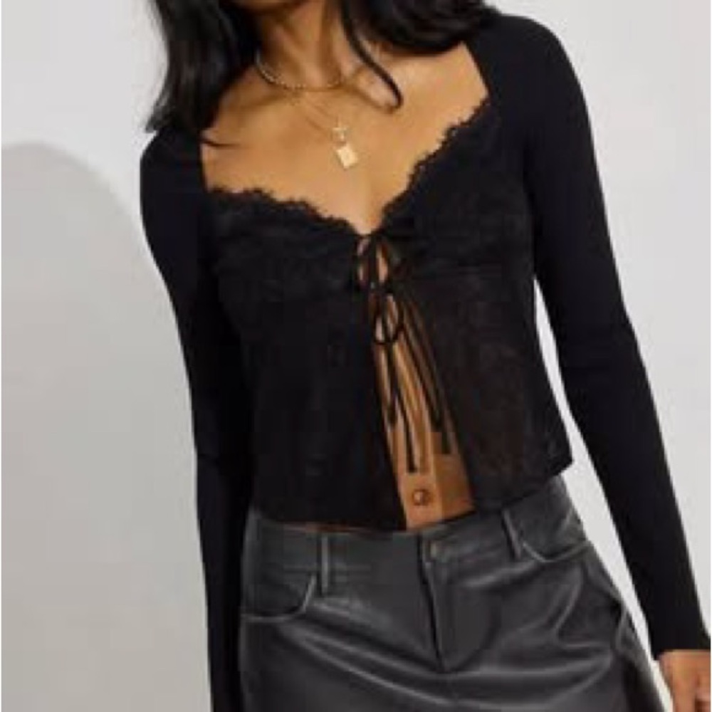 Black Long Sleeve Tie Front Blouse Top